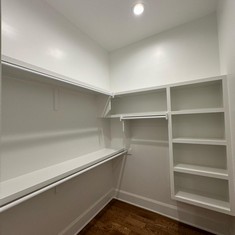 Interior Image #17